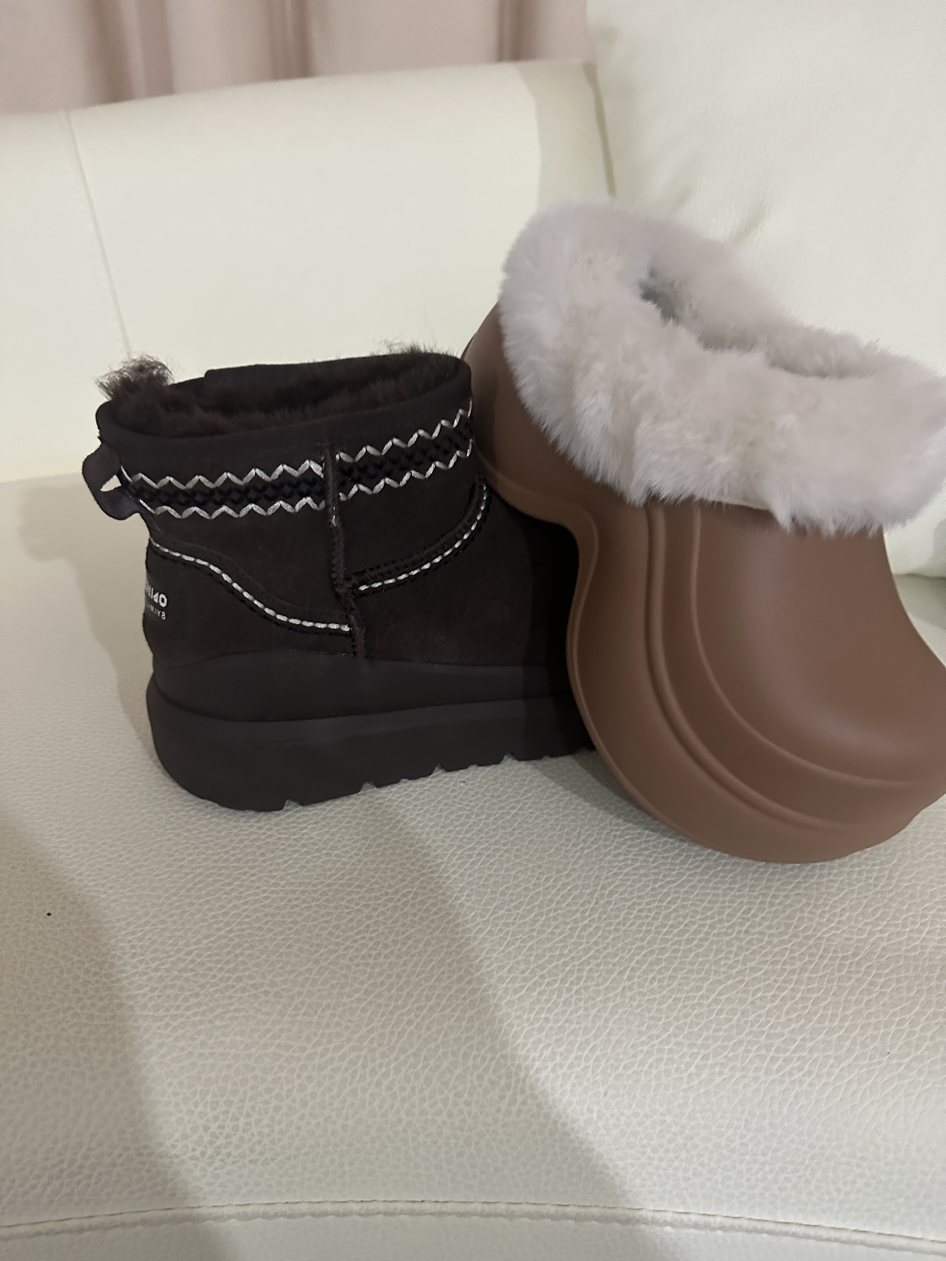 5101-1A真皮民族风刺绣加绒加厚保暖厚底防滑复古冬季百搭雪地靴