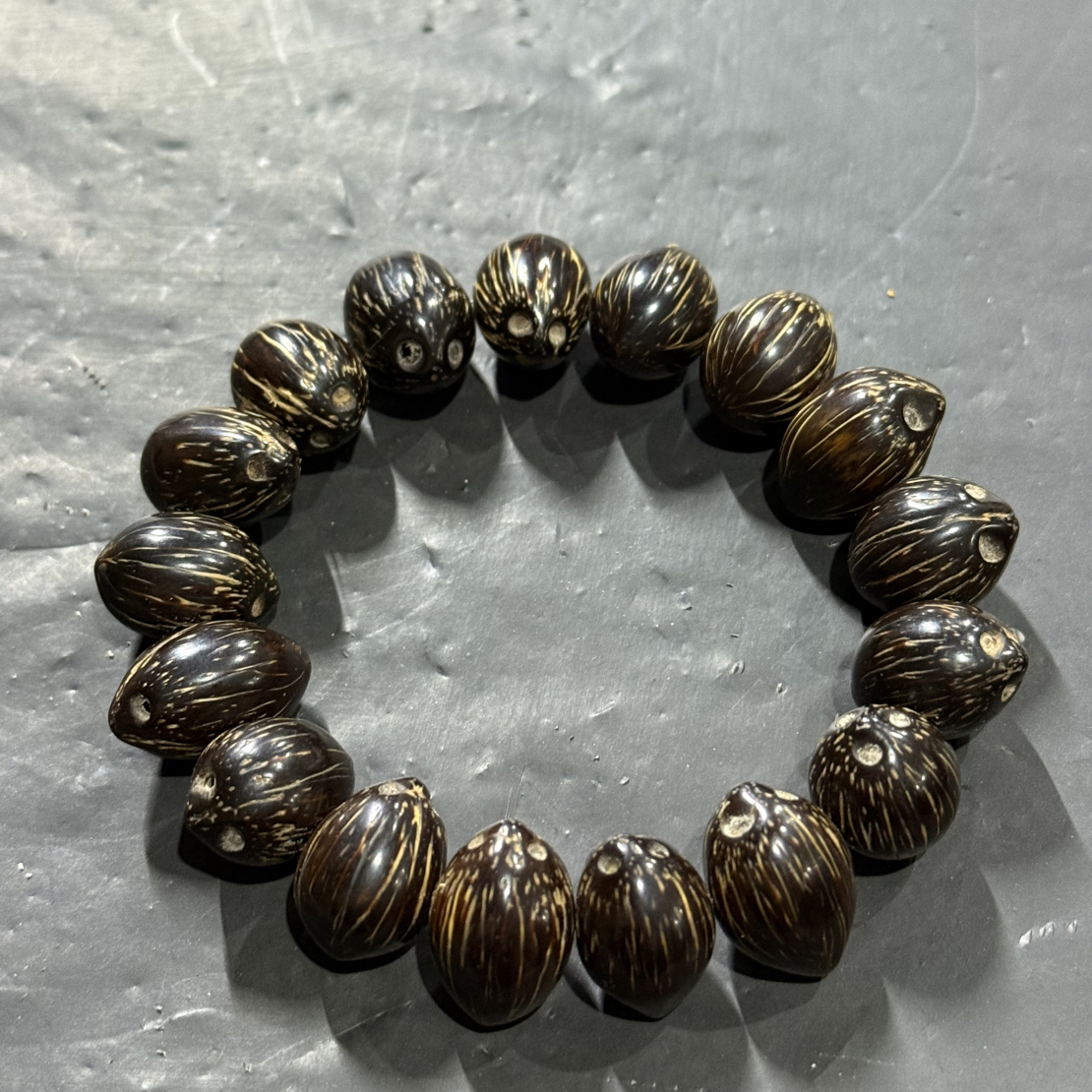 127 紫金鼠手串（尺寸多样性随机发其一）