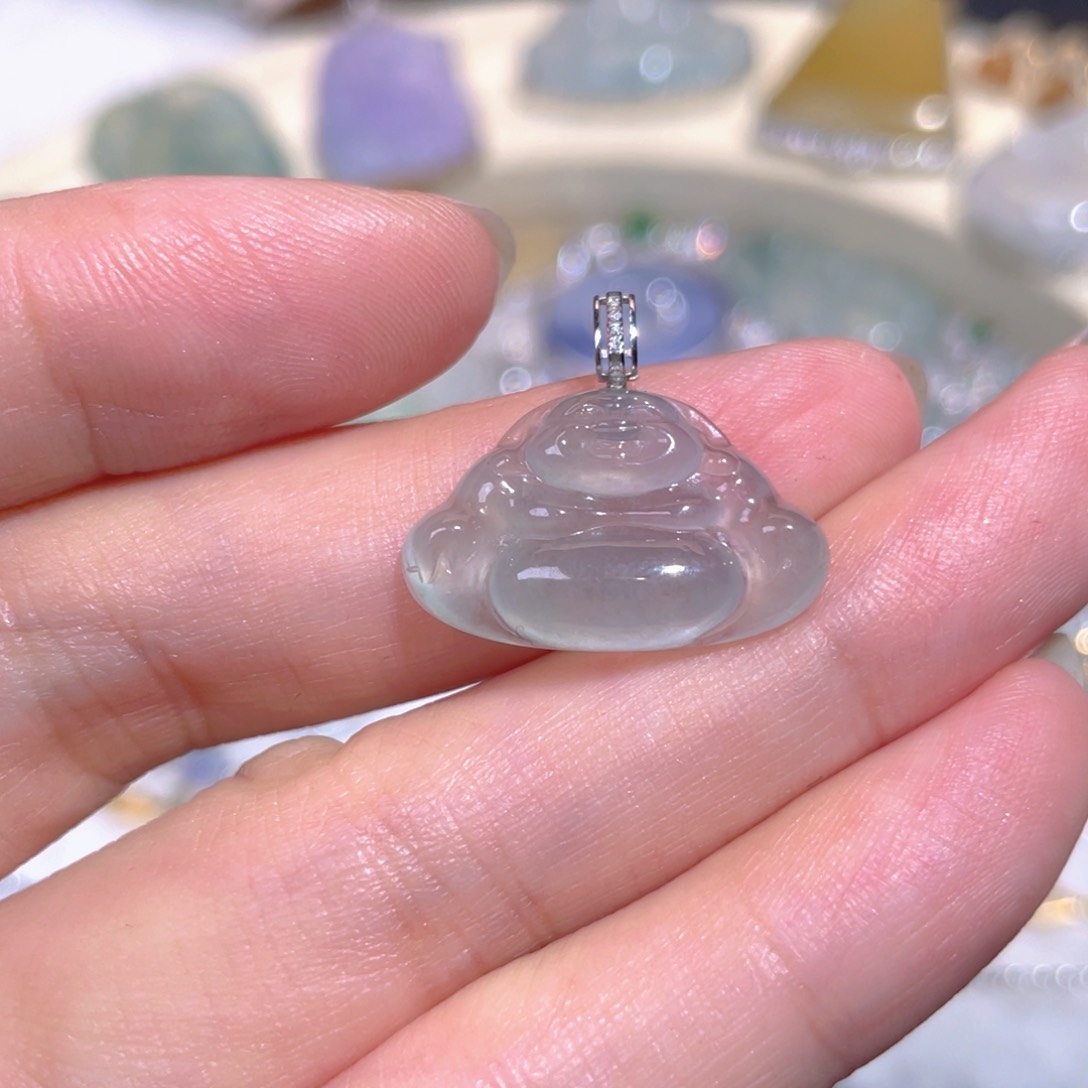 翡翠18K金镶嵌颈饰翡翠