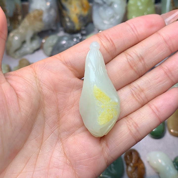 和田玉挂件未镶嵌