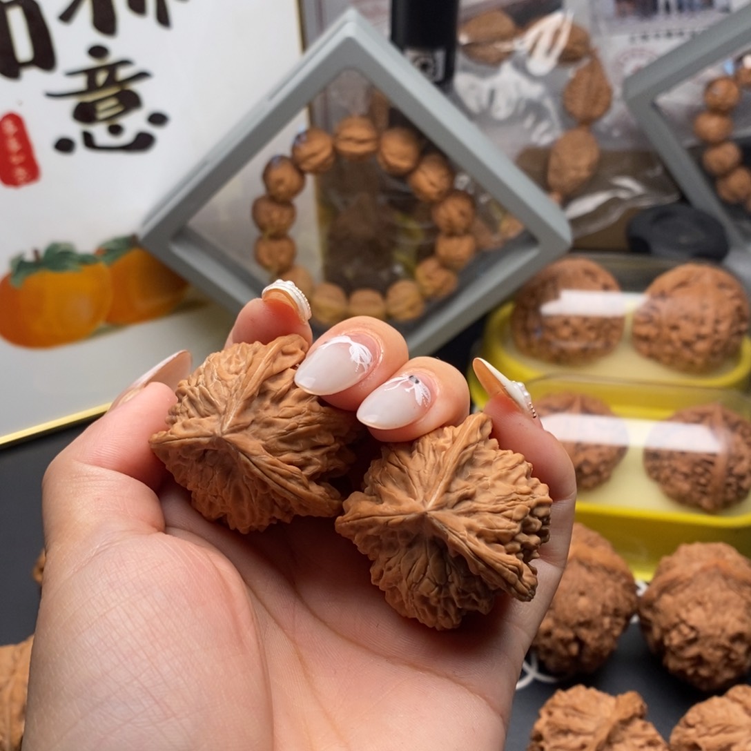 文玩核桃把件c*s三棱37