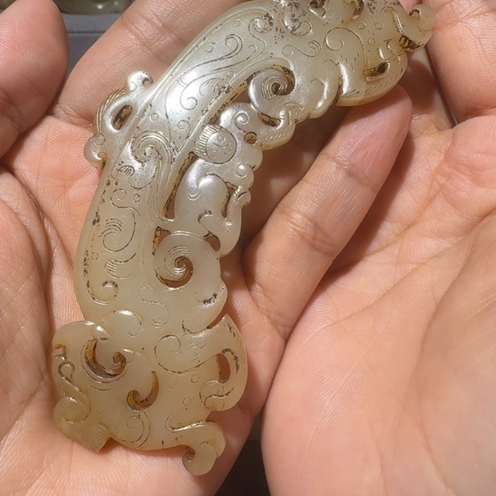 拉***拉颈饰未镶嵌和田玉