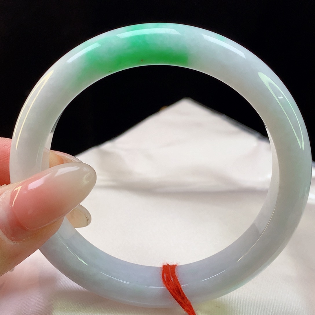 翡翠手镯未镶嵌天然翡翠1005