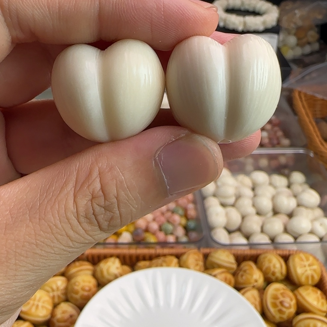 手串菩提根/象牙果全品卡25白色拉丝屁桃2颗