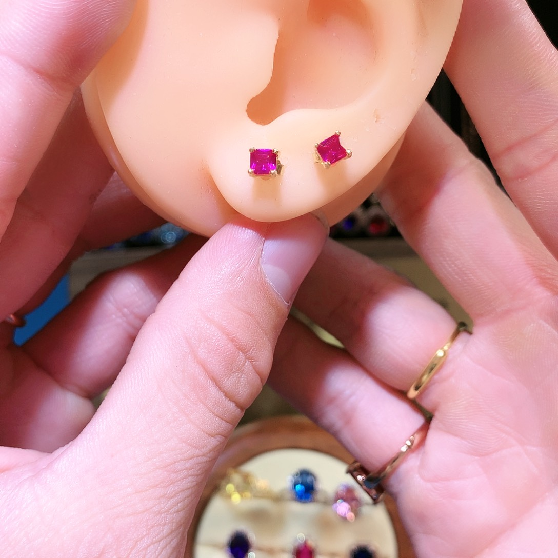 红宝石耳饰银S925镶嵌