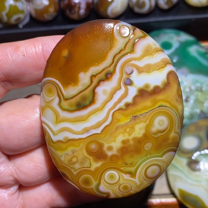 玛瑙/玉髓未镶嵌珠宝半成品