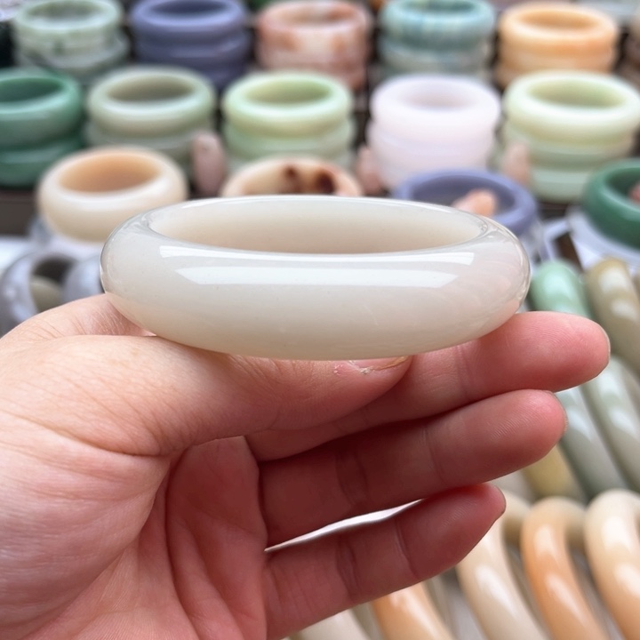 石英质玉手镯合金