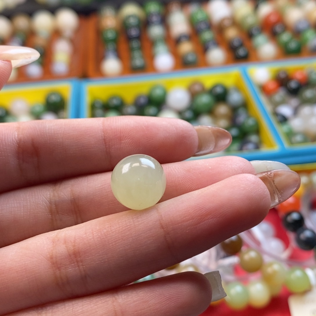 和田玉未镶嵌珠宝奇石福利晴水单珠z12（有水线