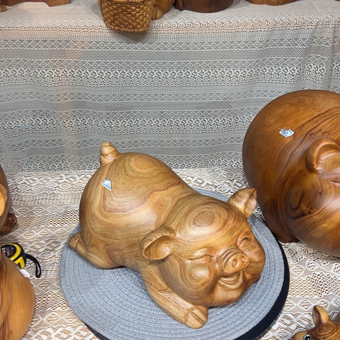 ****生香樟木小福猪摆件链接