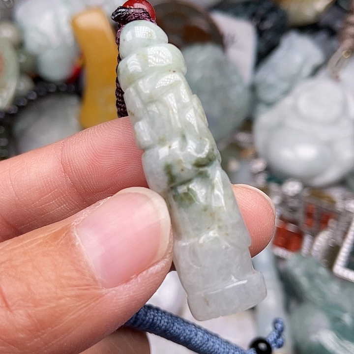 颈饰未镶嵌翡翠翡翠