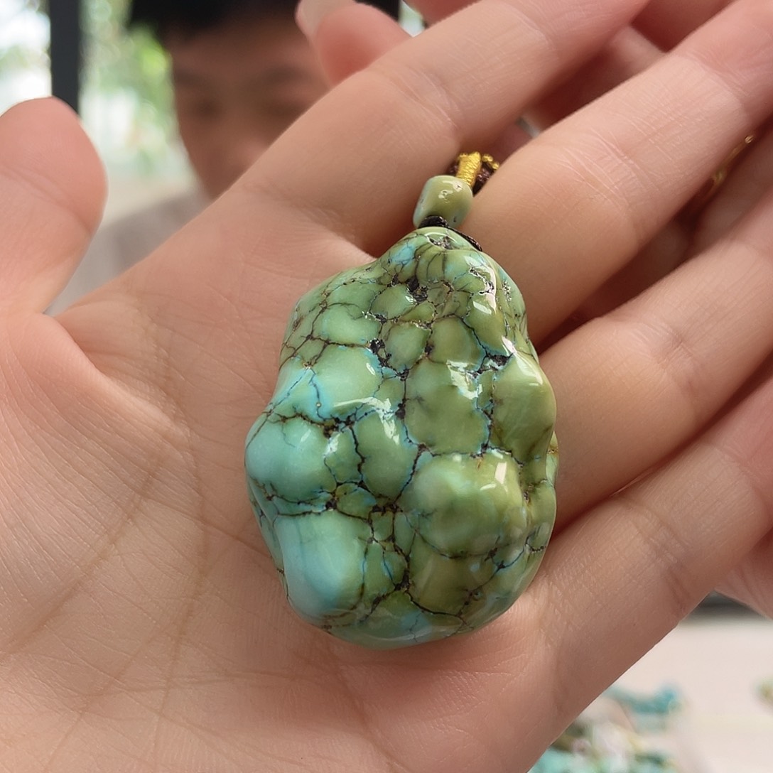 未镶嵌绿松石珠宝奇石