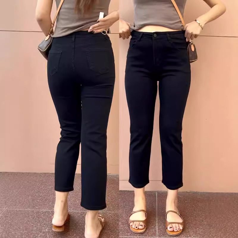 2025年新款梨型身材微胖mm黑色直筒牛仔裤女大码小个子显瘦烟管裤