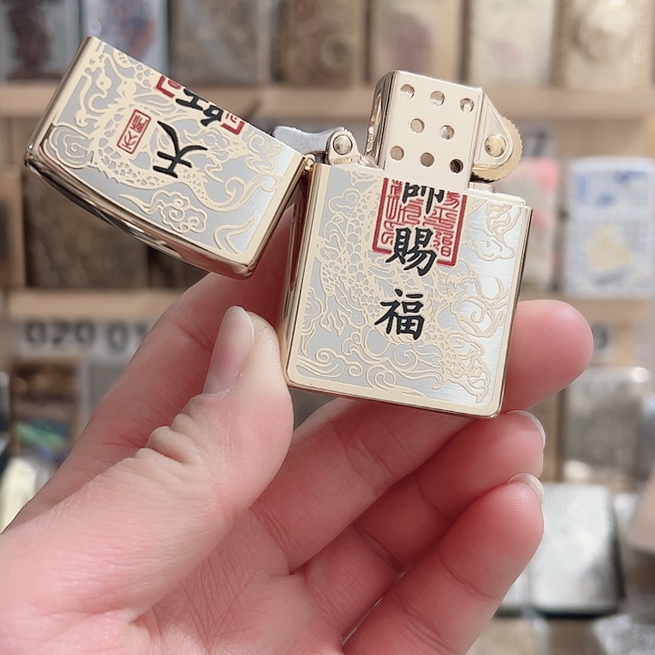 佐罗902铜镀金天师外壳+1个四代盾卡机芯