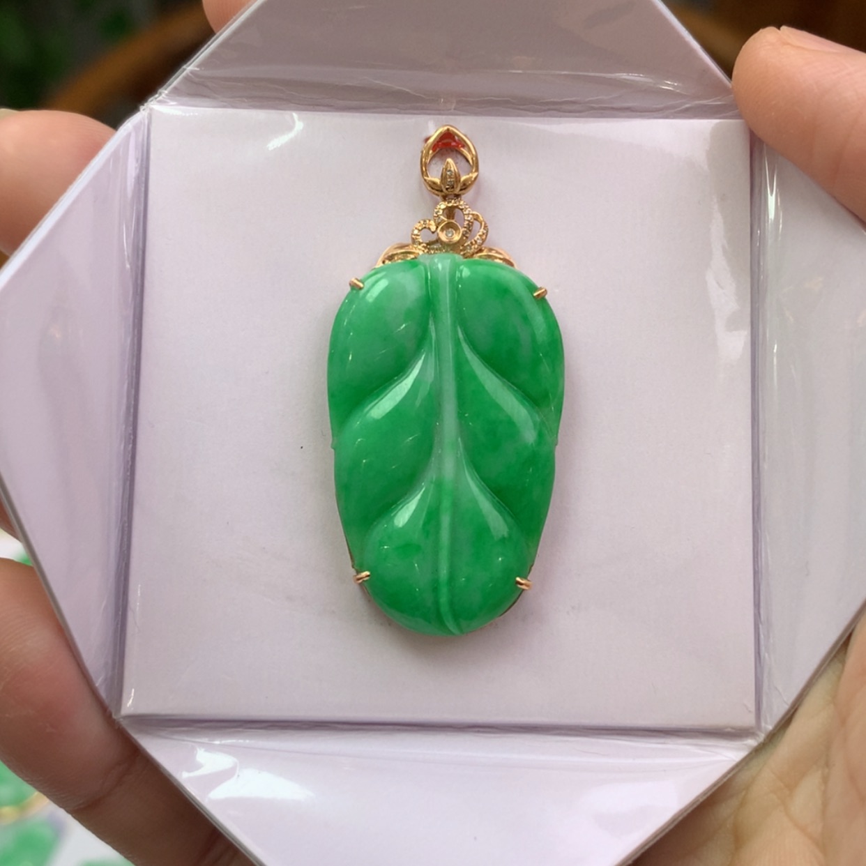 【闪购商品】翡翠18K金镶嵌颈饰翡翠首饰