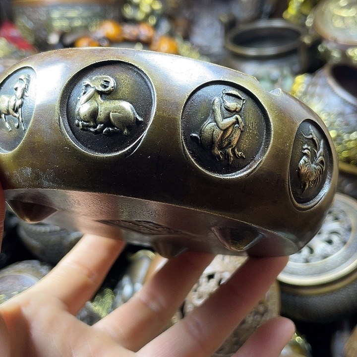 全是铜铜铜器铜器