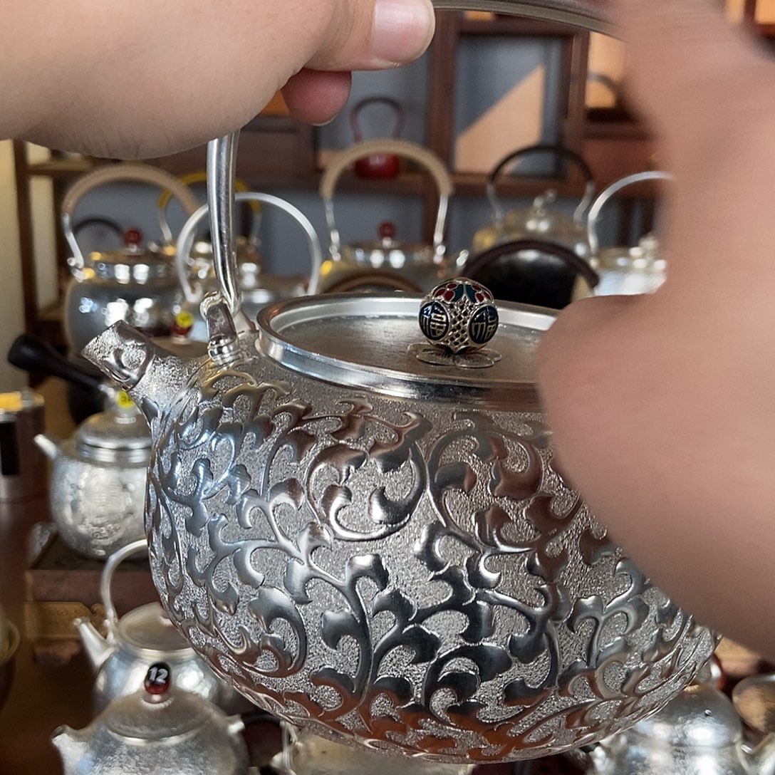 洋***西纯手工制作茶壶铜底银衣壶