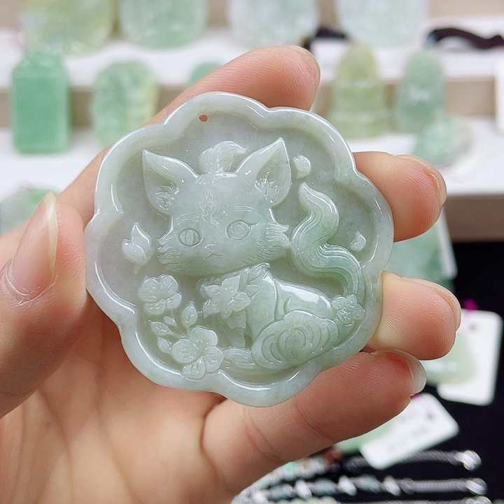 颈饰未镶嵌翡翠天然翡翠