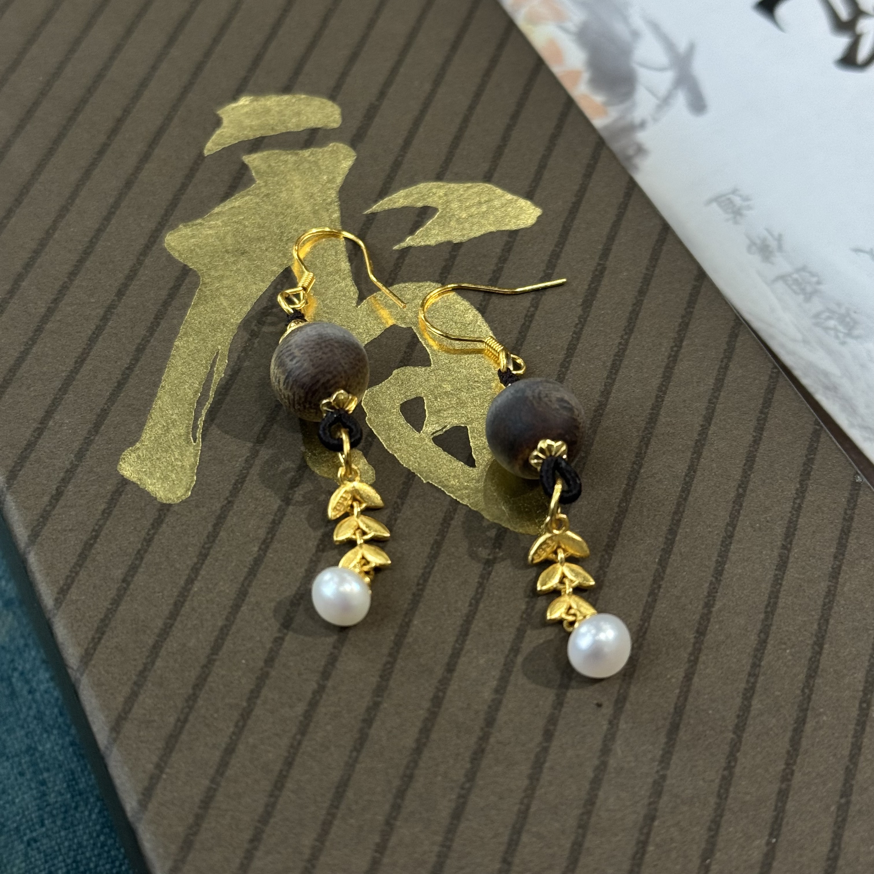 沉香【金腾婷婷】海南老料沉香10mmdiy  S925银耳环