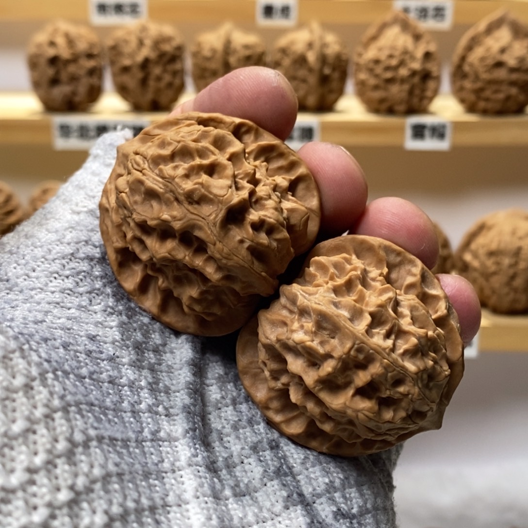 文玩核桃吊坠40尺寸全品野生小众