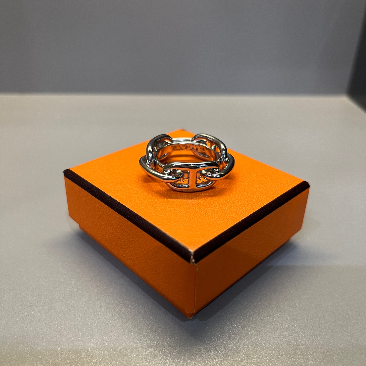 99新 Hermes/爱马仕 金色圆环丝巾扣 99新 公价9600 863269