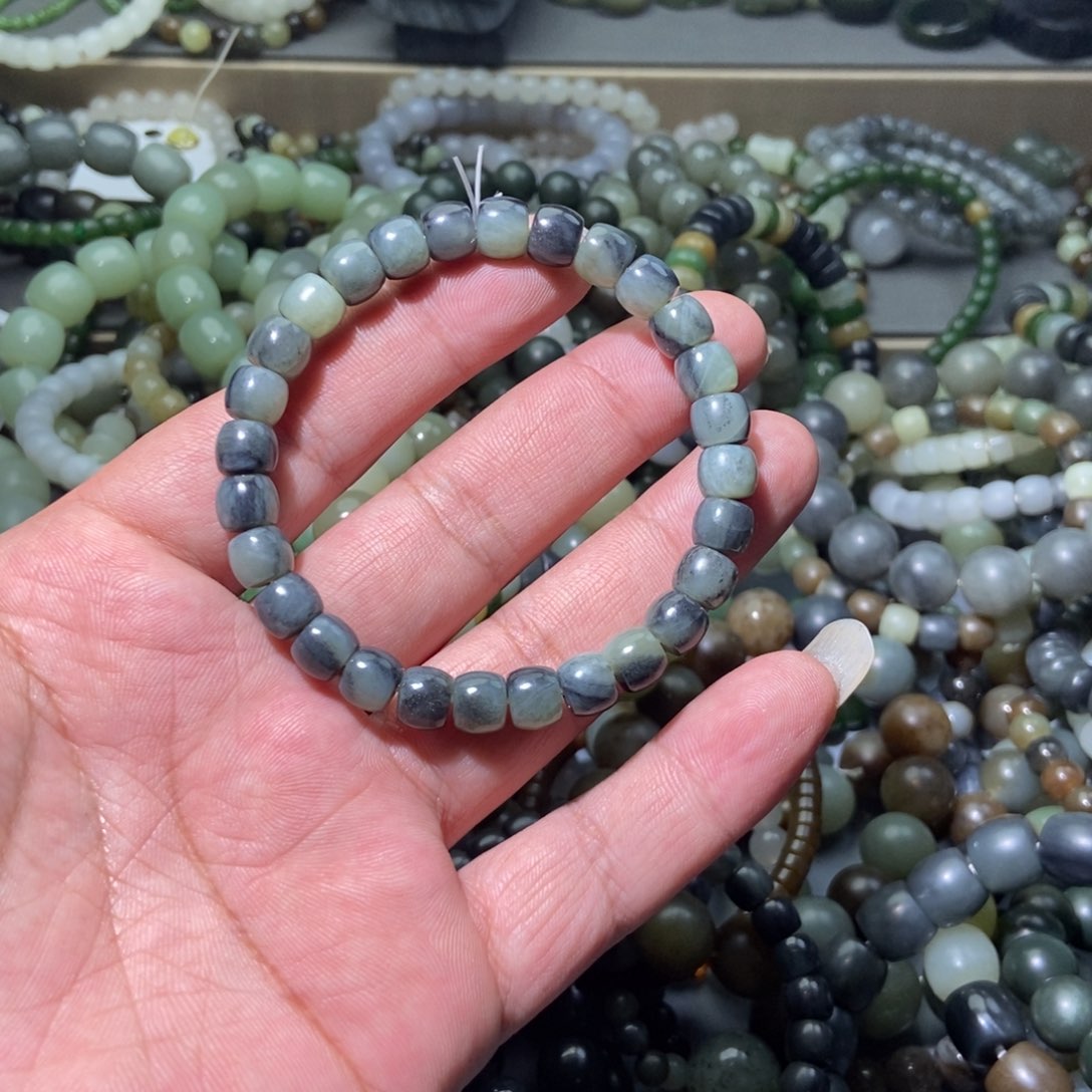 和田玉手链未镶嵌