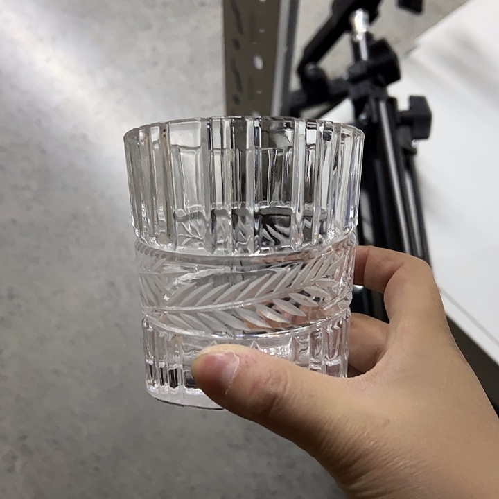 平底款水晶玻璃微瑕一个