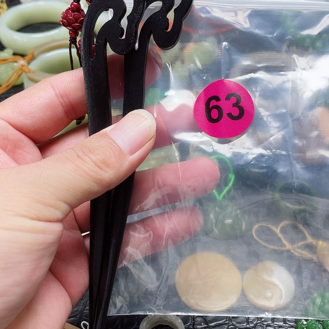 和田玉未镶嵌耳饰狐***✍