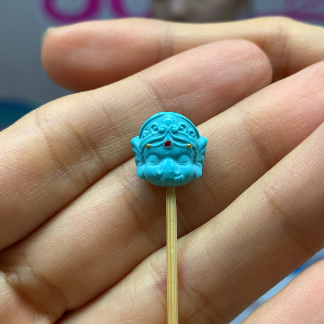 绿松石配饰未镶嵌