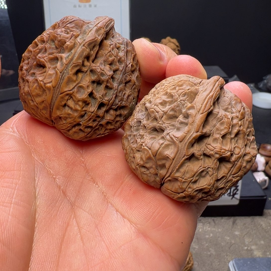 吊坠文玩核桃铁臂将军膀45mm