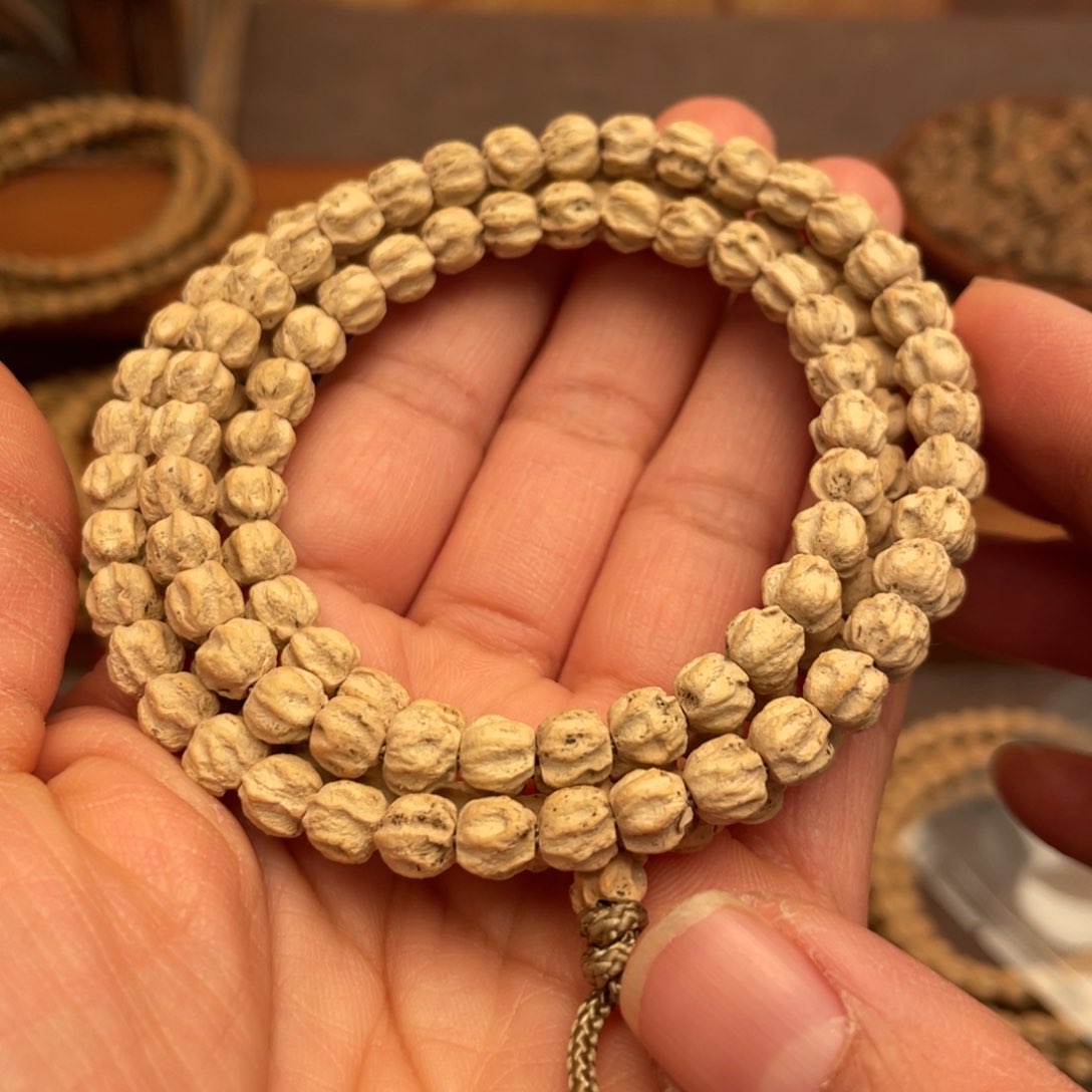 柏香籽/百香籽手串抖*