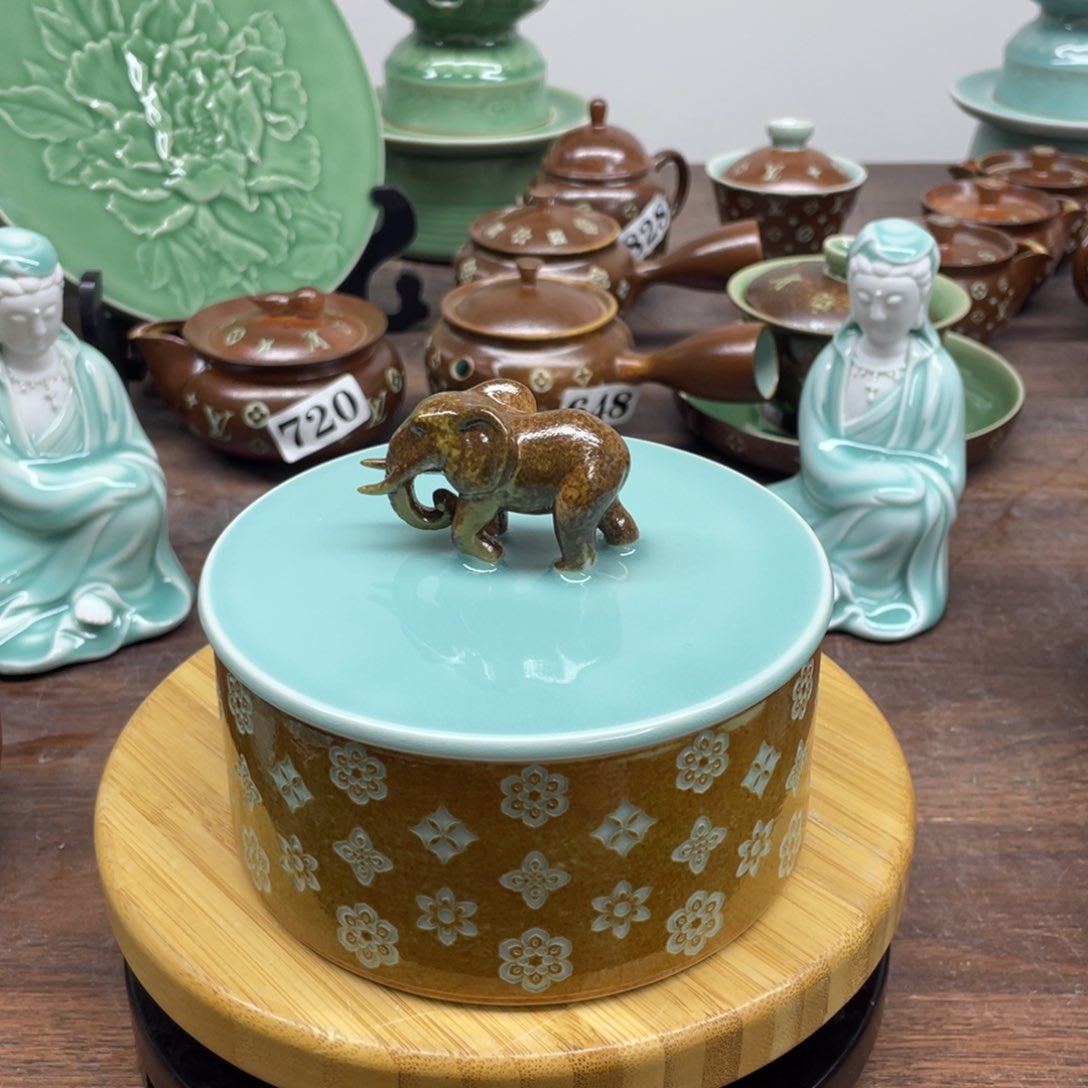 微瑕特价青瓷青瓷