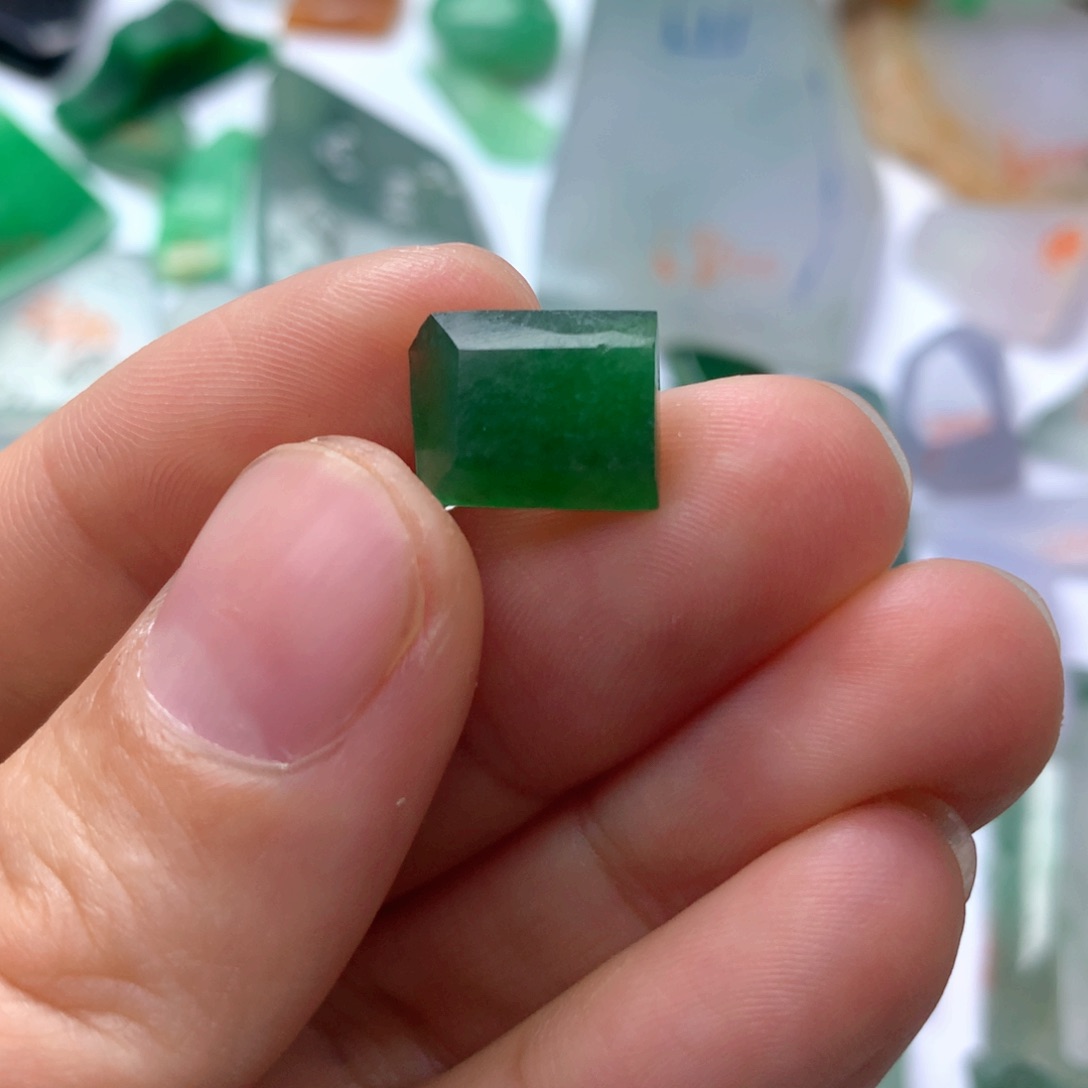 定制翡翠未镶嵌天然缅甸翡翠吊坠挂件