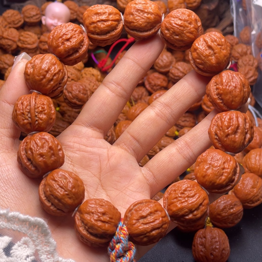 文玩核桃吊坠飞天蛤蟆头