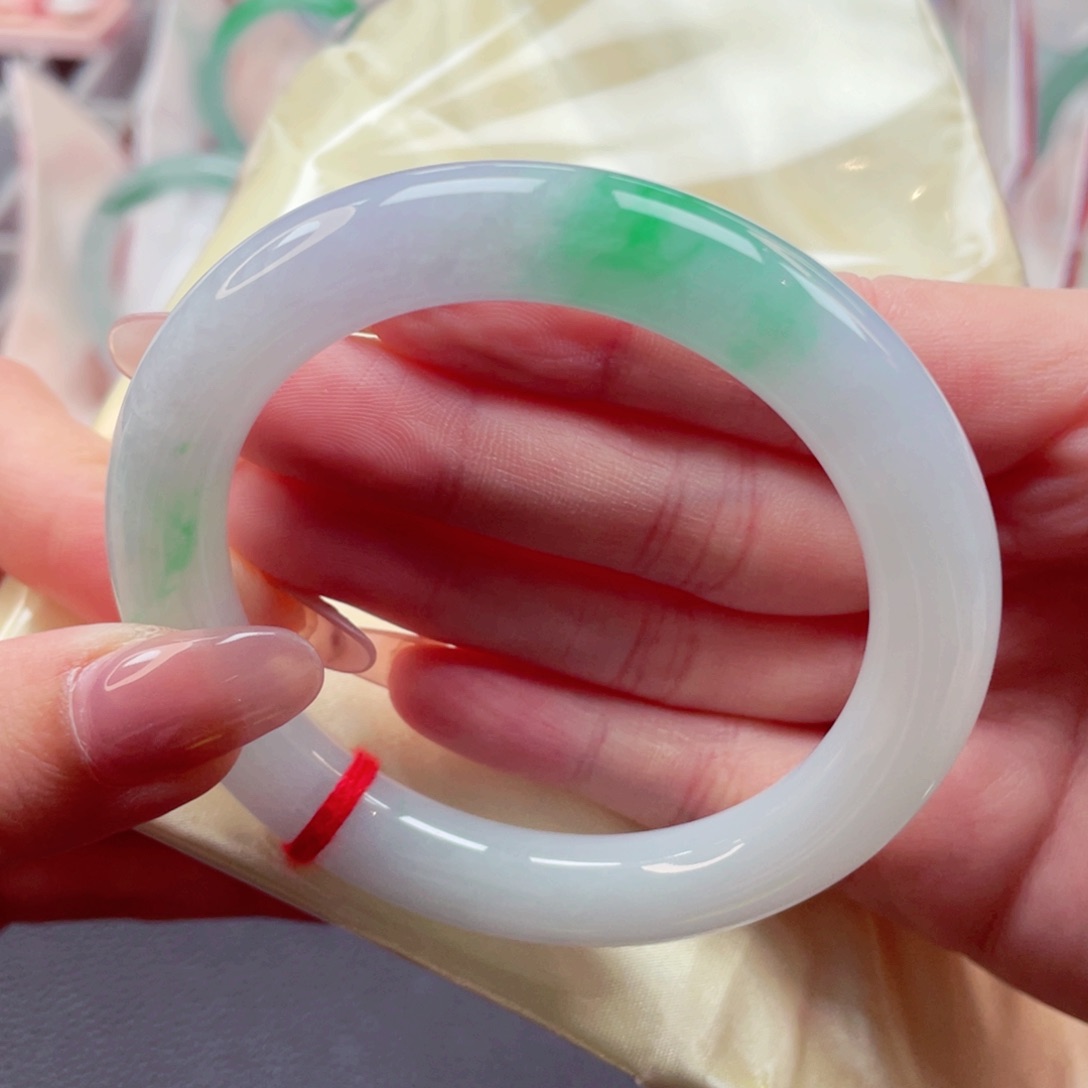 未镶嵌手镯翡翠55.4白底青 点翠值千金 超高性价比 22号