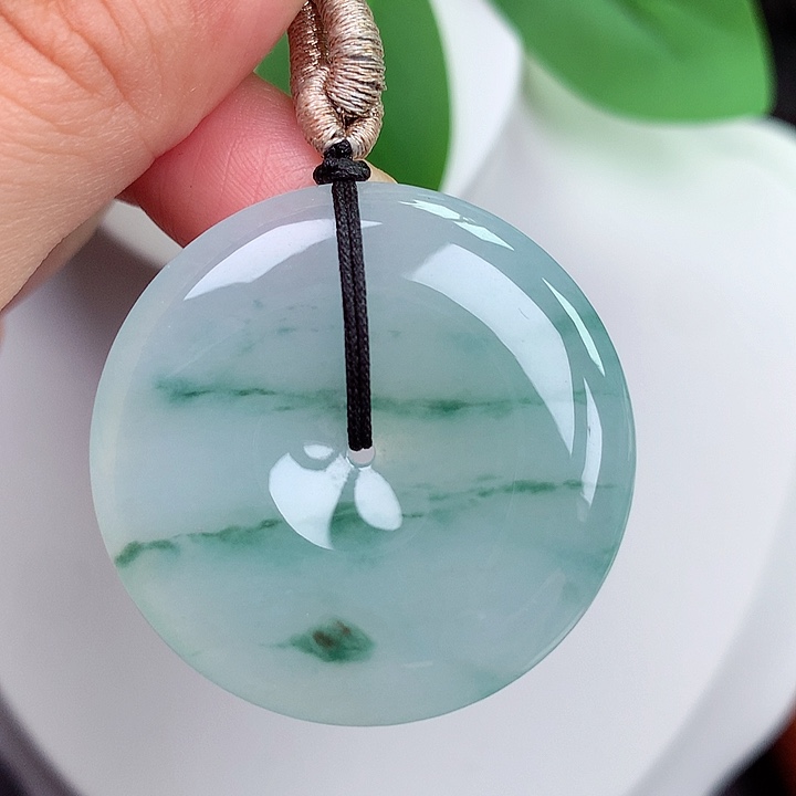 颈饰未镶嵌翡翠平安扣 35.8x6.0mm