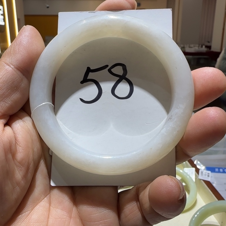 和田玉未镶嵌手镯800