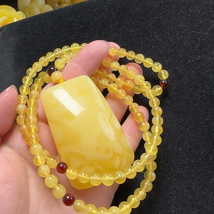 蜜蜡珠宝奇石未镶嵌