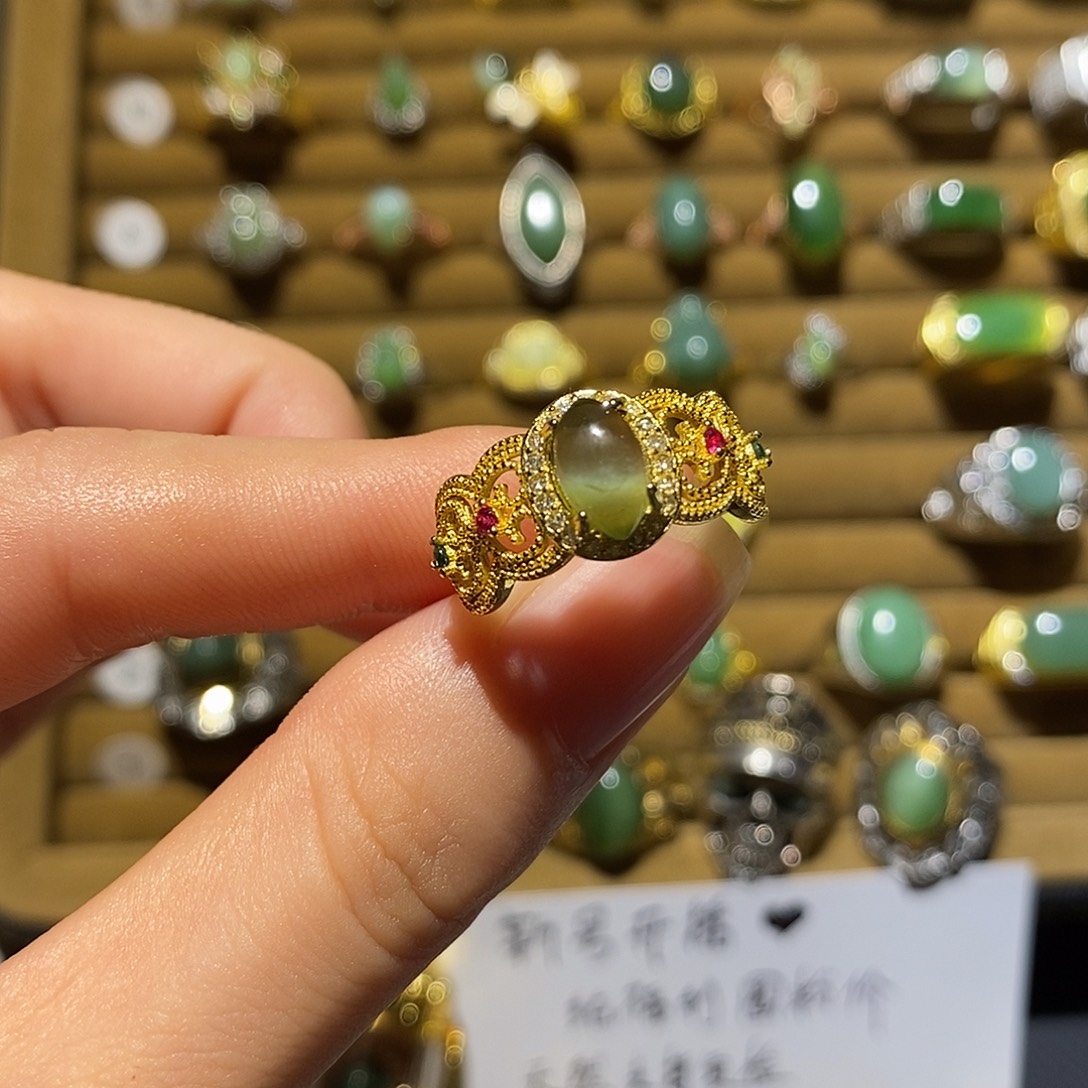 和田玉未镶嵌戒指