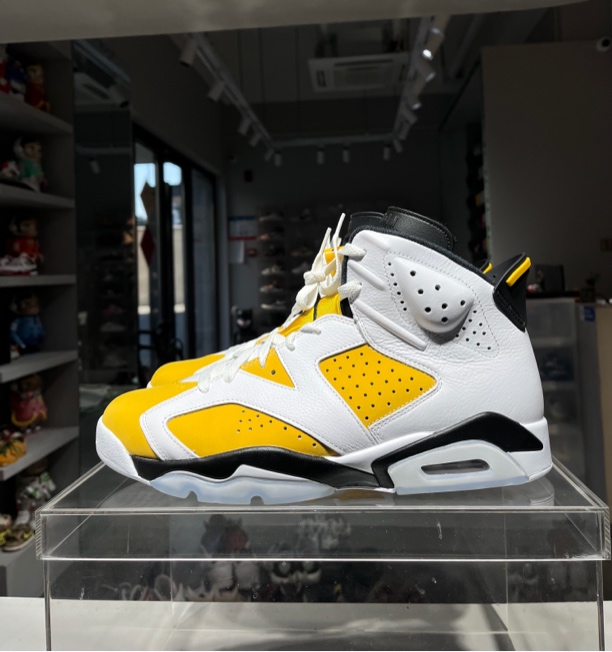 45.5码 aj6白黄 原盒 45.5 球鞋有原盒 