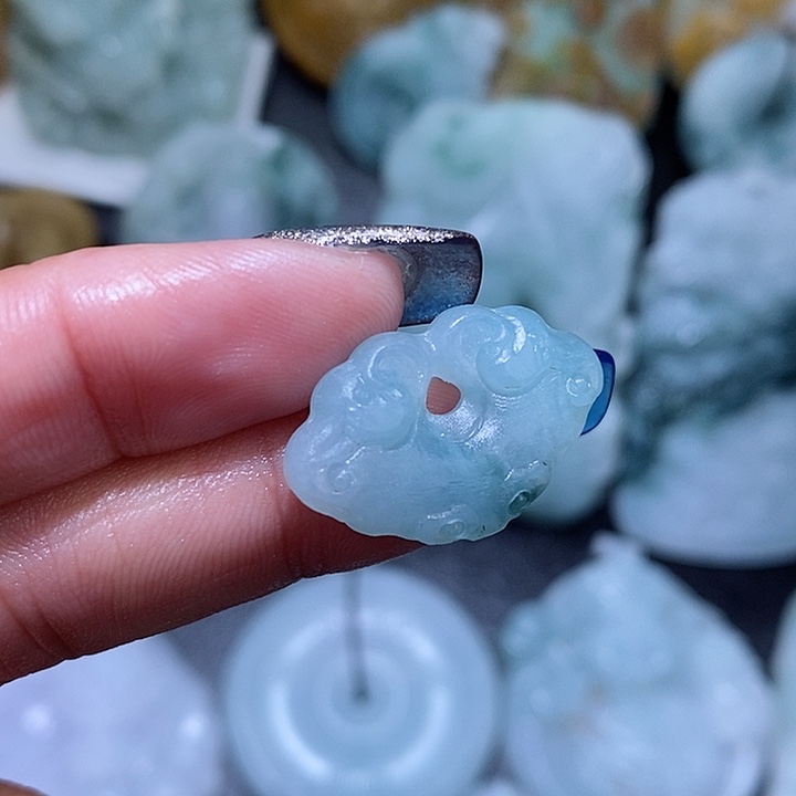 定制翡翠未镶嵌翡翠