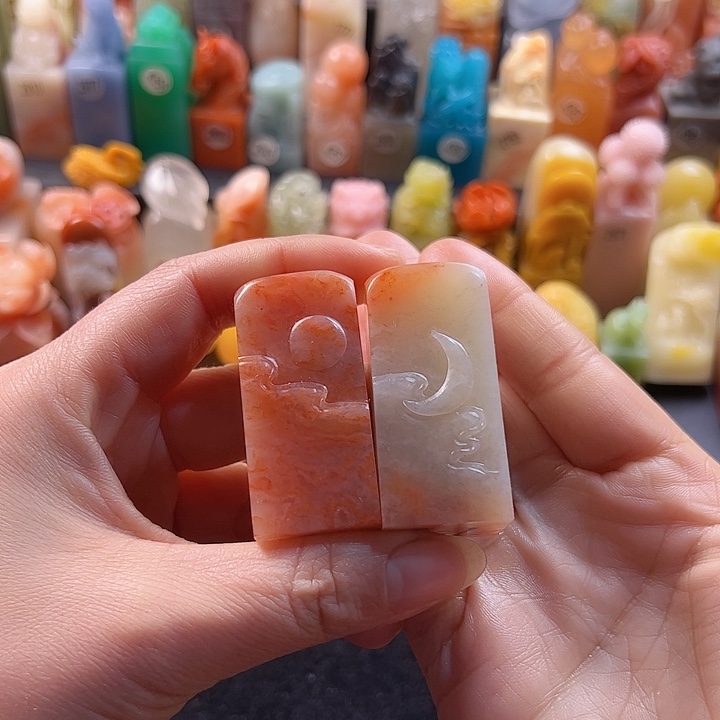 老挝石印石不***卜手工定制的日月