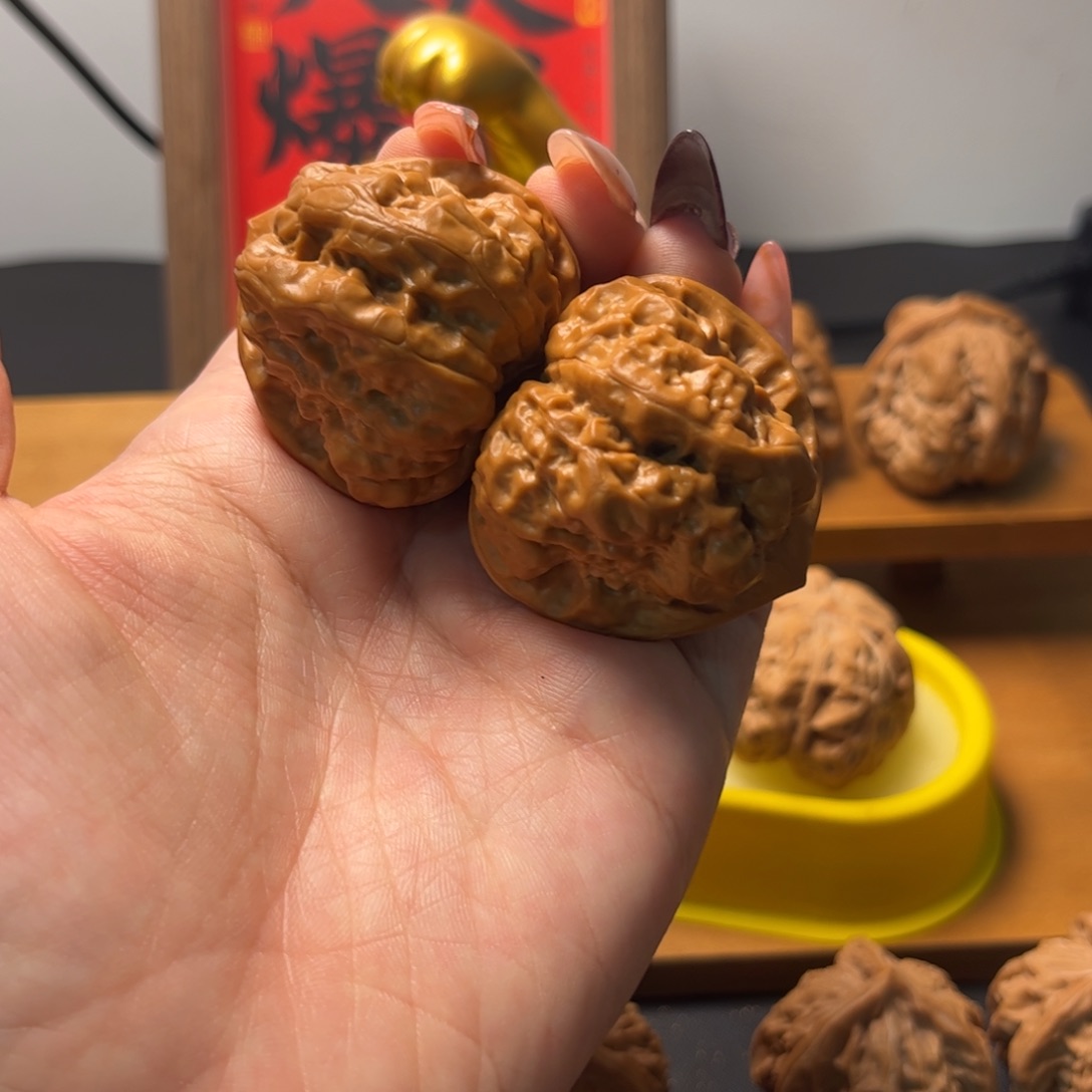 文玩核桃吊坠蛤蟆头40