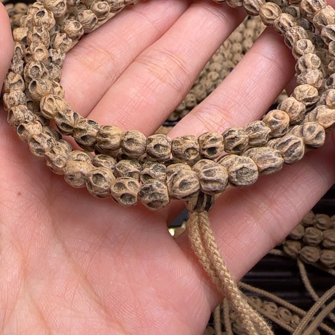 柏香籽/百香籽吊坠心****界