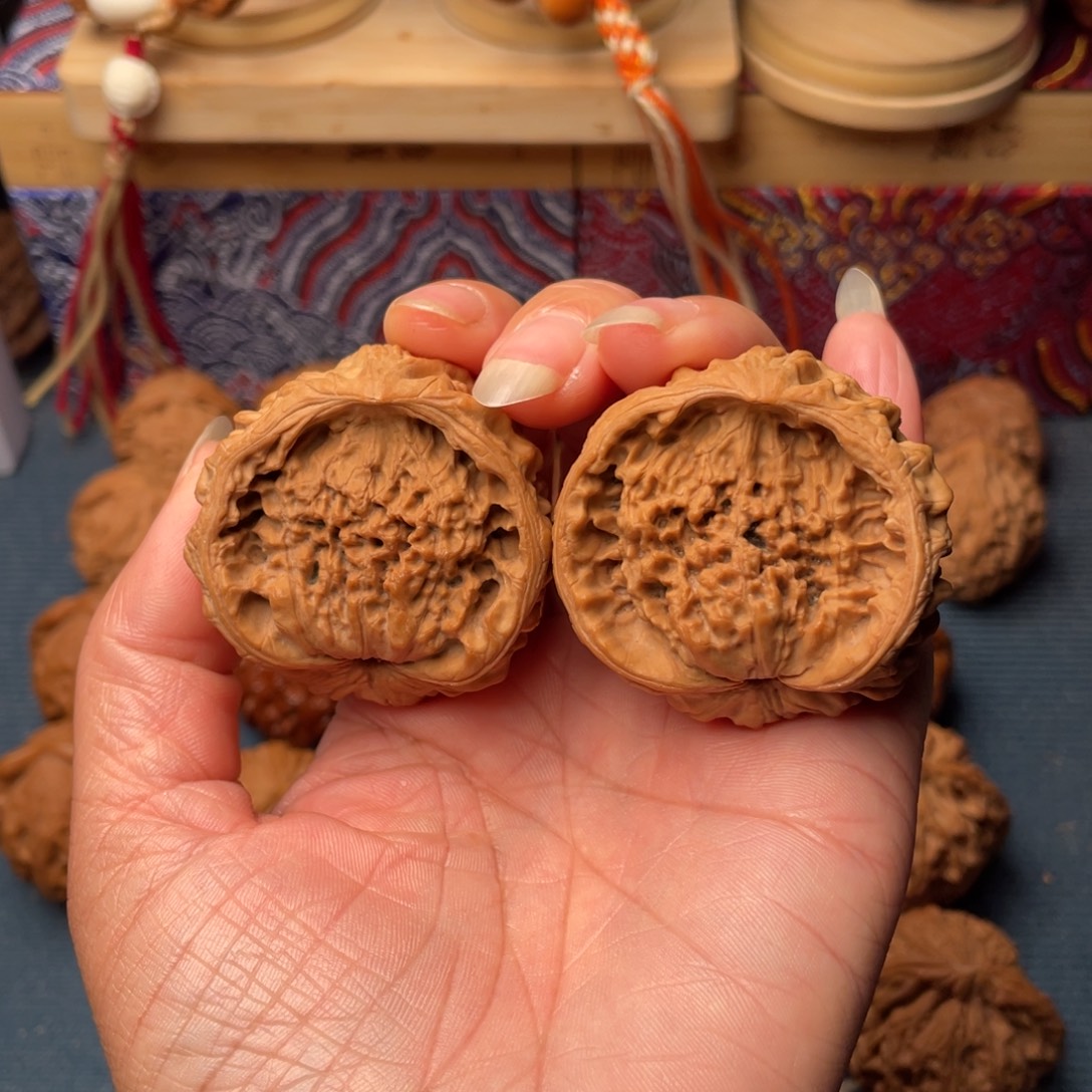 文玩核桃把件43聚宝盆