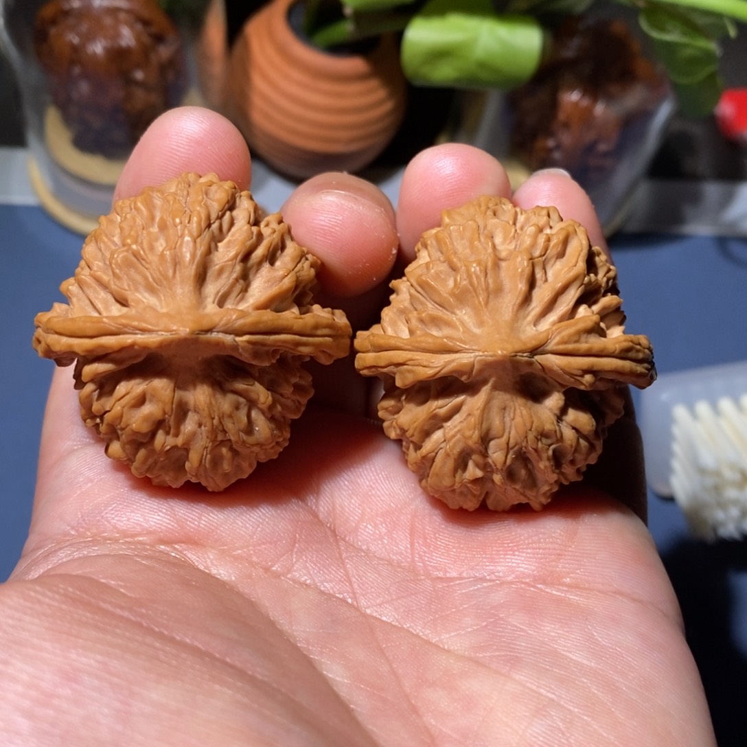 吊坠文玩核桃皇冠38