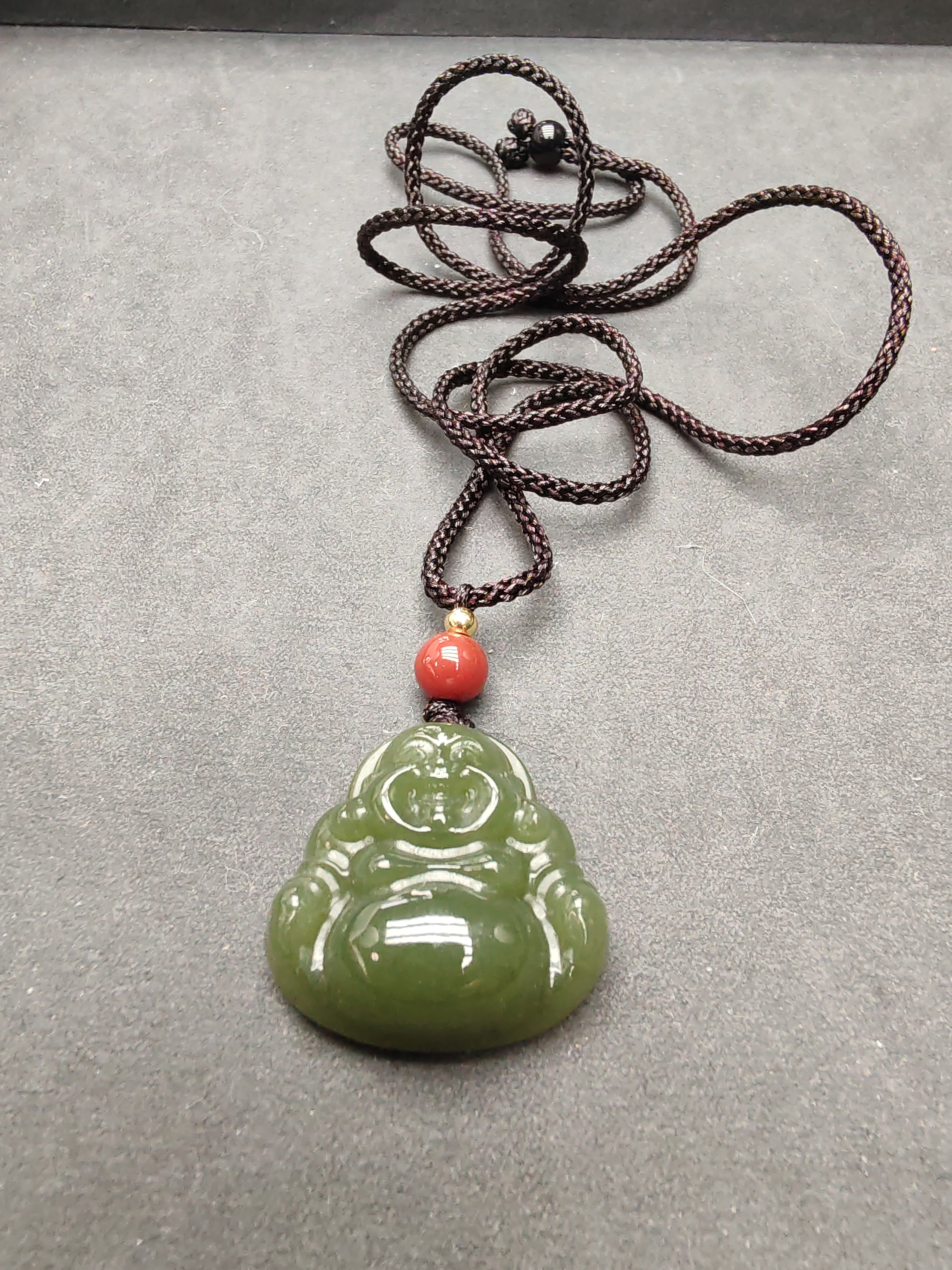 F3042和田玉佛公吊坠多样性发其一