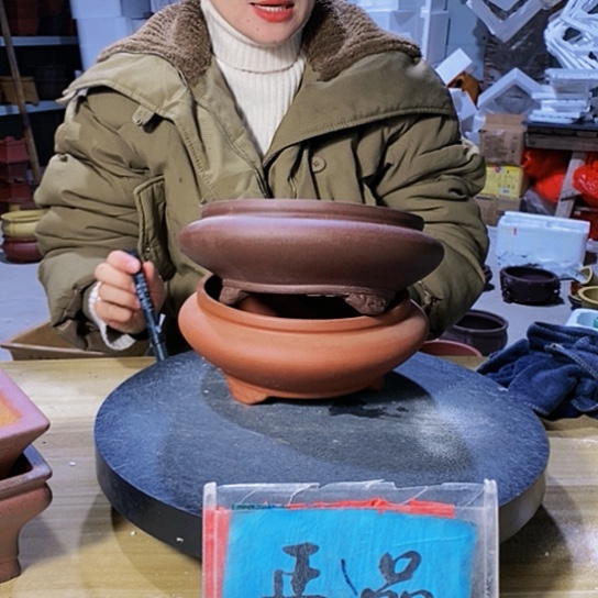 紫砂花盆紫砂花盆