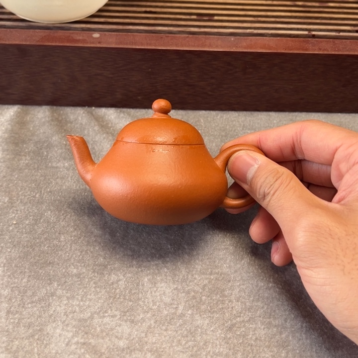 紫砂茶壶红黄泥梨形