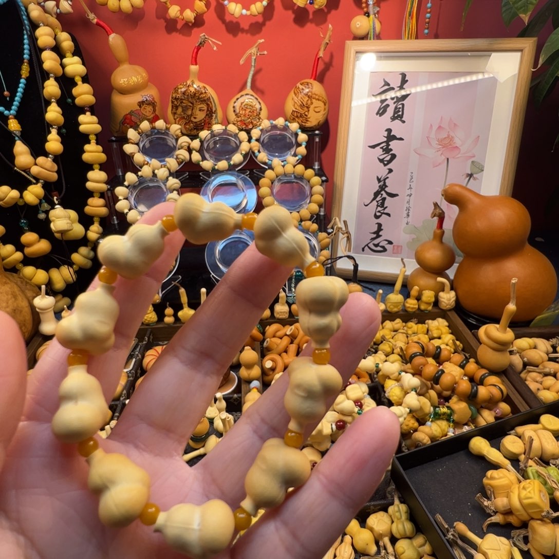 金蝉手串一串，，，，，，，，，，