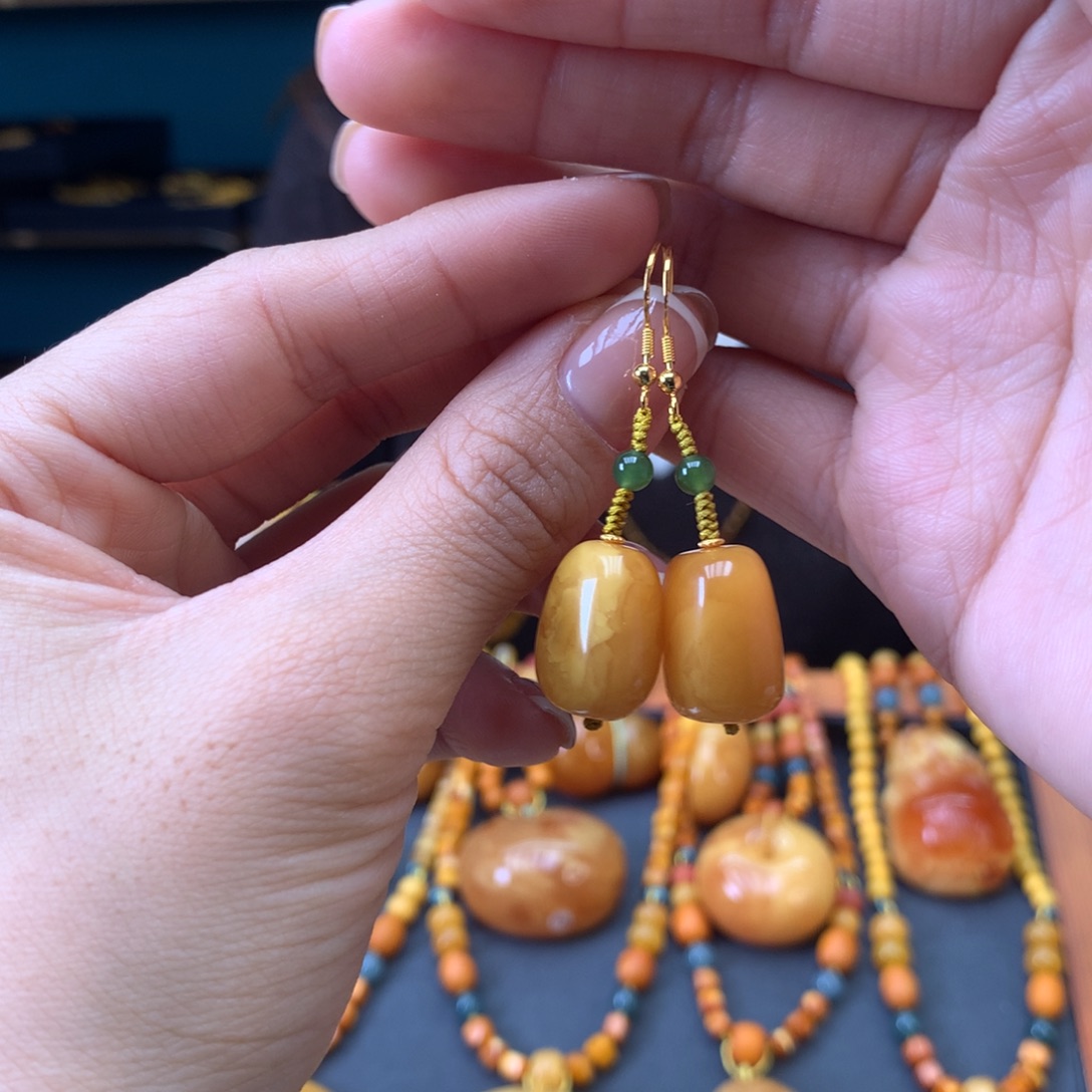 蜜蜡银S925镶嵌耳饰天然